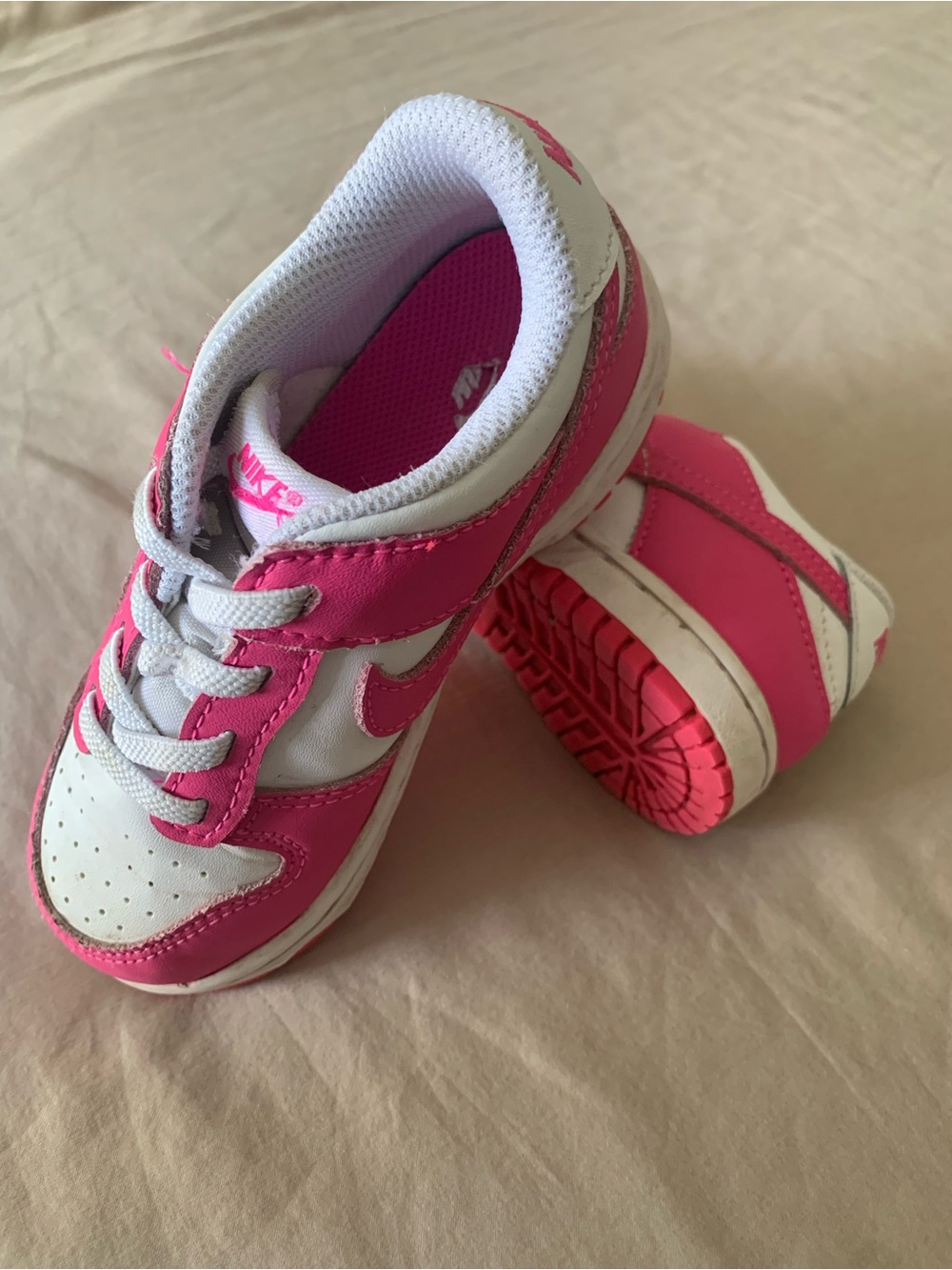 Nike Kids Pink and White Low-Top Sneakers